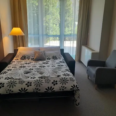 Alma 622 Apartment *